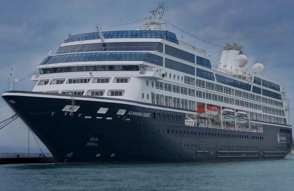 Barco Azamara Quest