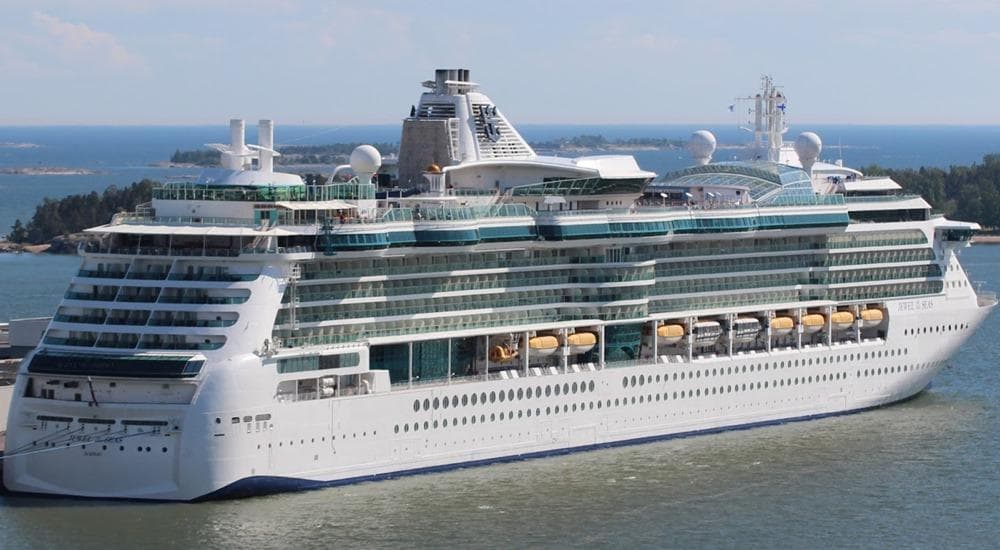 Barco Jewel of the Seas