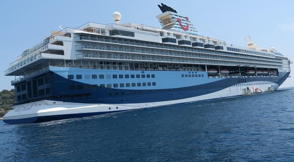 Barco Marella Explorer