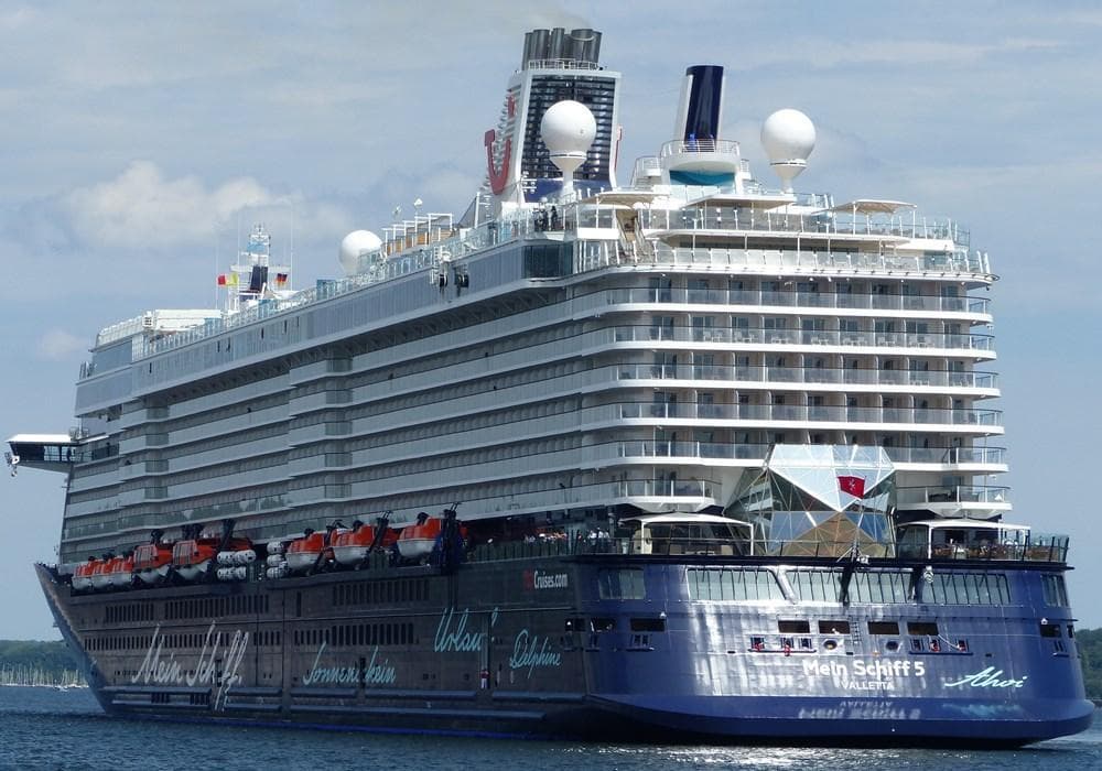 Barco Mein Schiff 5