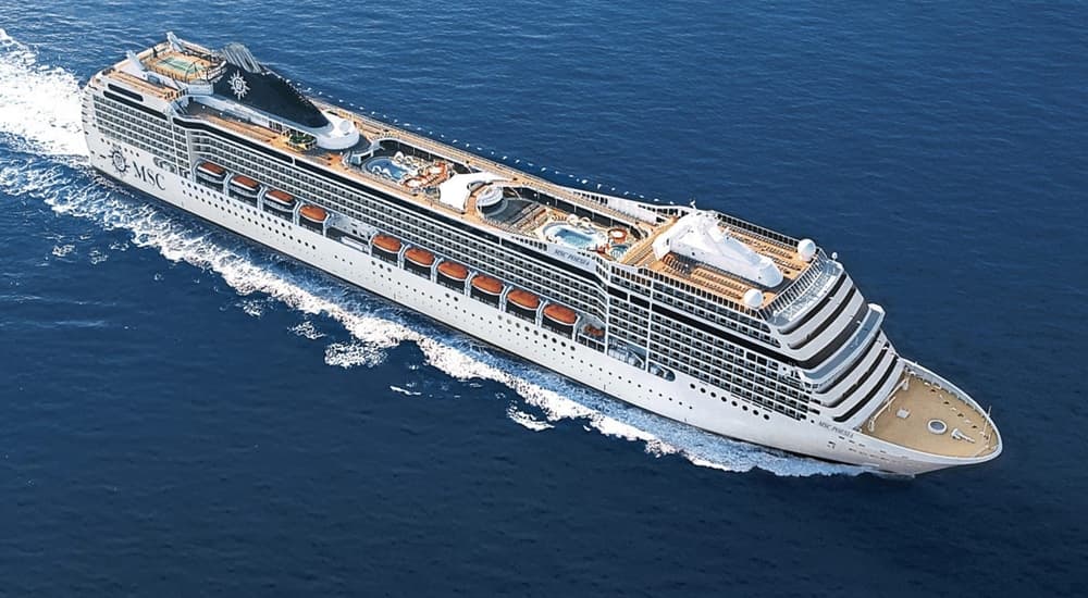 Barco MSC Poesia