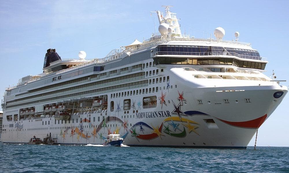 Barco Norwegian Star