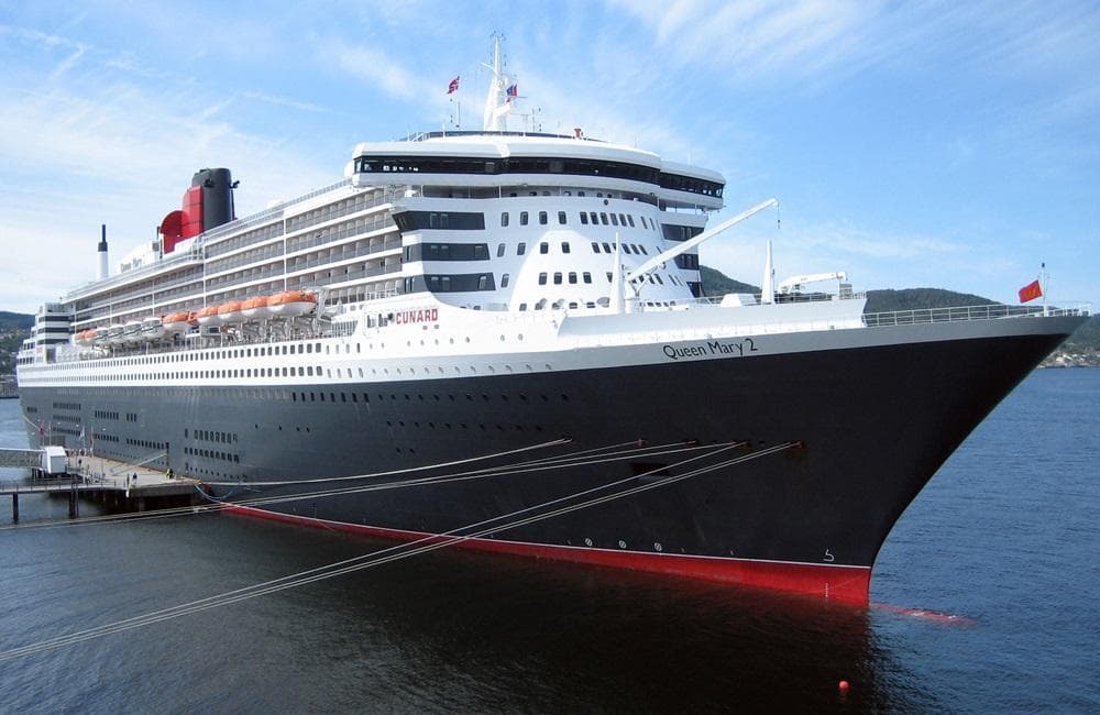Barco Queen Mary 2