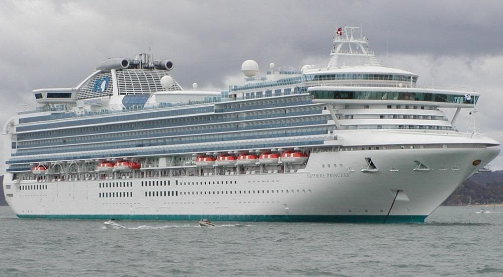 Barco Sapphire Princess