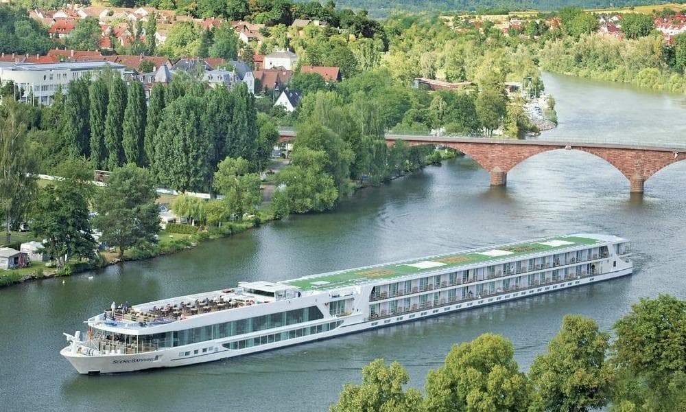 Barco Scenic Sapphire