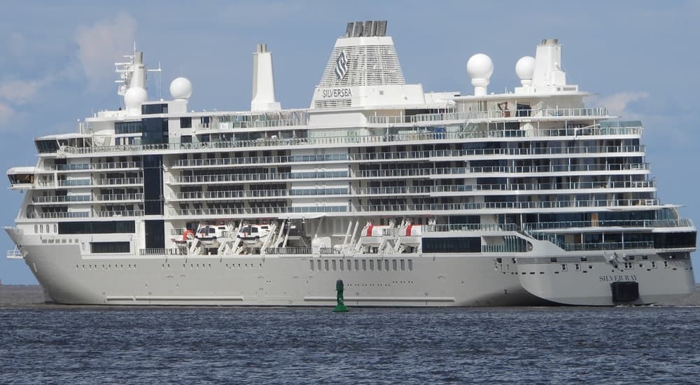 Barco Silver Ray