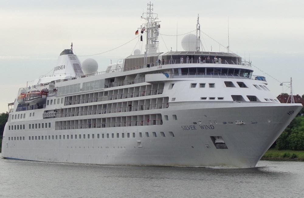 Barco Silver Wind