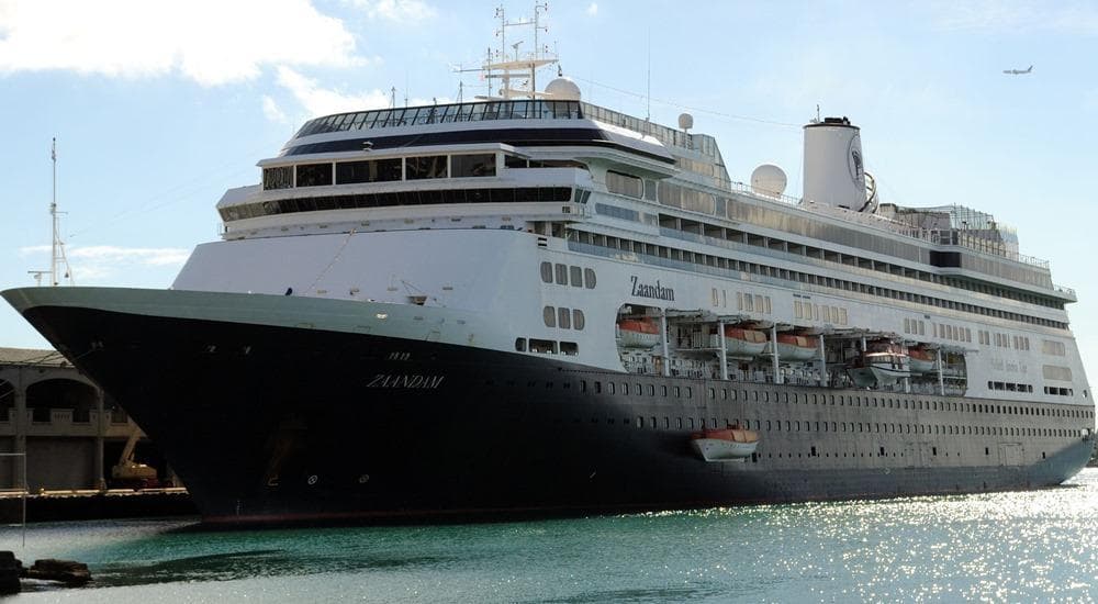 Barco Zaandam