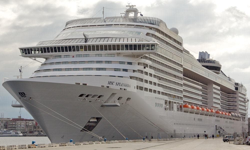 Barco MSC Splendida
